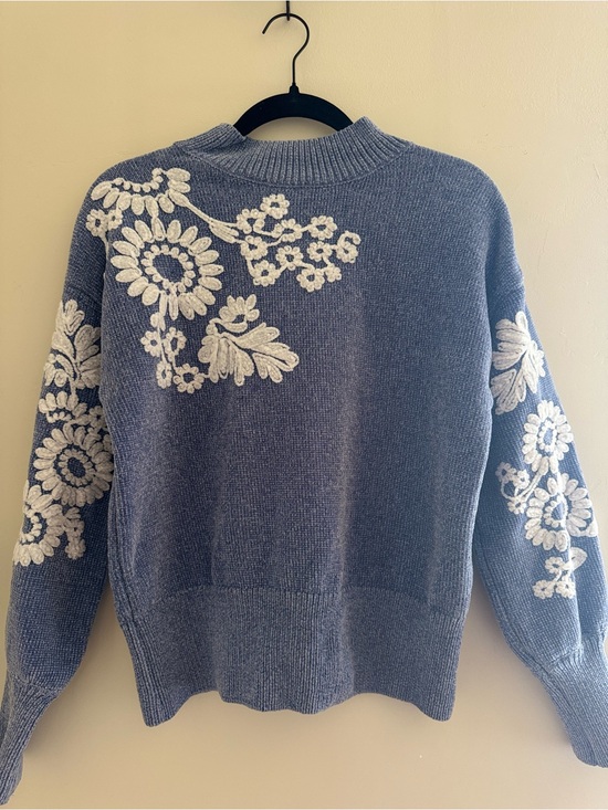 Cynthia Rowley Sweaters - Floral Soft Sweater